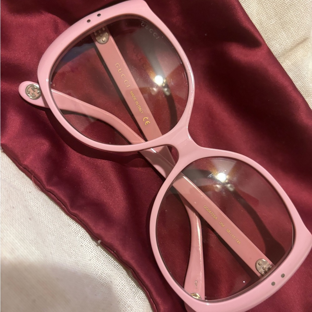 💗Gucci Pink Oversized Sunglasses 💗